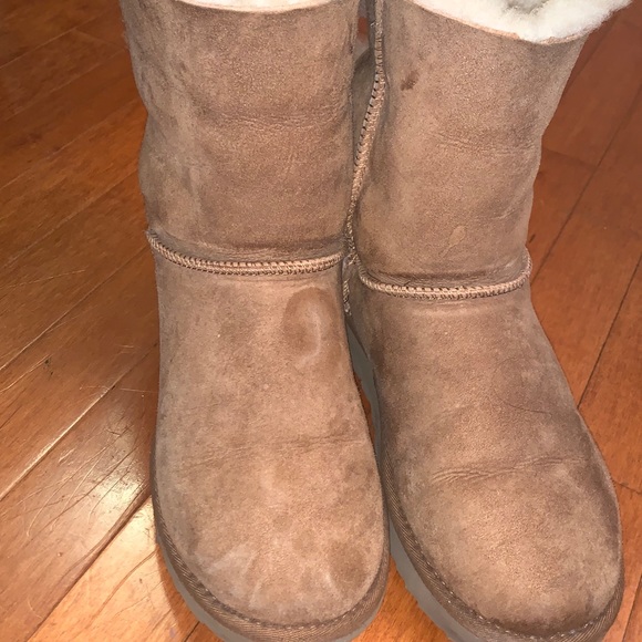 UGG Bow Corduroy Genuine Lamb Fur Lined Boot - Picture 3 of 5